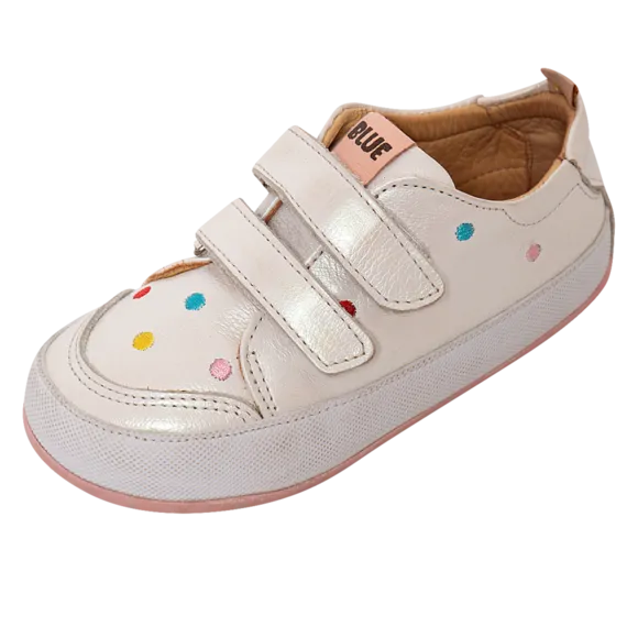 Sapatinho Branco Courinho Com Bolinhas Bebê Tip Top