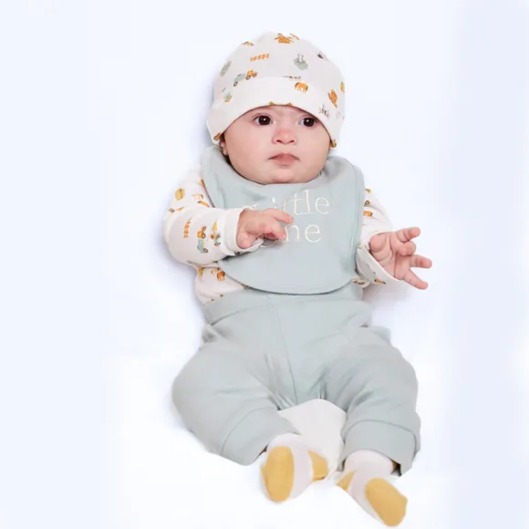 Kit Bebê Enxoval 5 Peças Body Calça Babador E Meia E Touca Tip Top