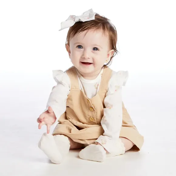 Salopete Com Body Bebê Floral Veludo Cotelê Tip Top